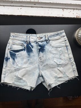 Light Wash Distressed Denim Shorts